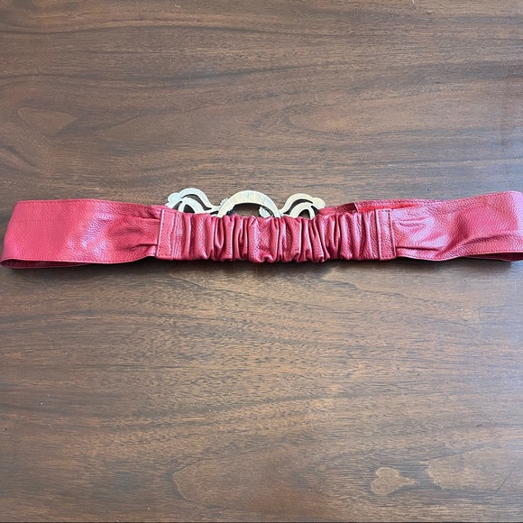 Chico’s Red Leather Stretch Belt Large Silver Buckle S/M - Picture 4 of 10